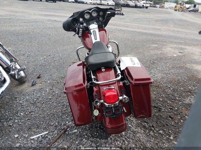 2008 HARLEY-DAVIDSON FLHX auction photo 6