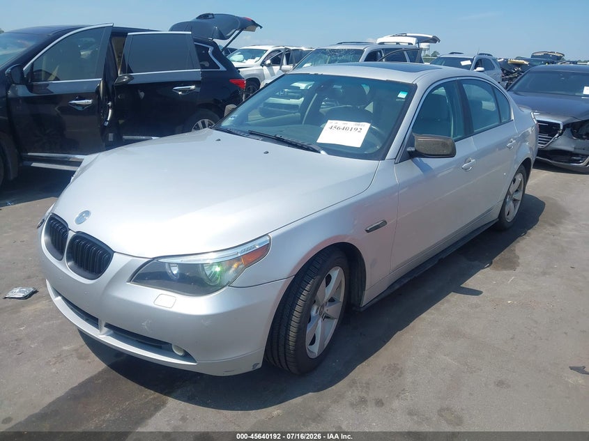 2007 BMW 525XI auction photo 2