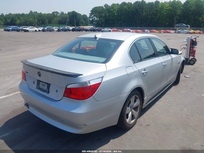 2007 BMW 525XI auction photo 4