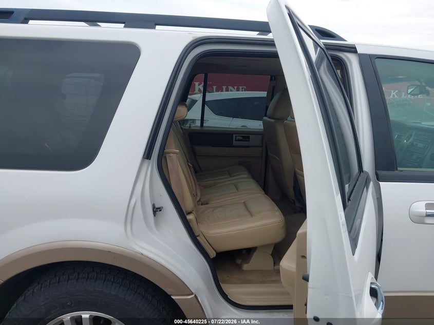 2014 FORD EXPEDITION auction photo 8