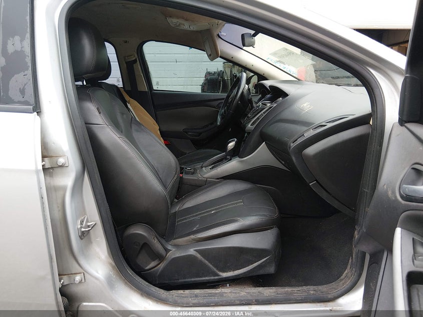 FORD FOCUS 2014 VIN 1FADP3F25EL107449