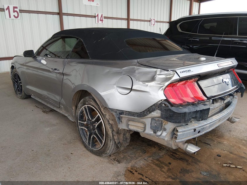 2022 FORD MUSTANG auction photo 3