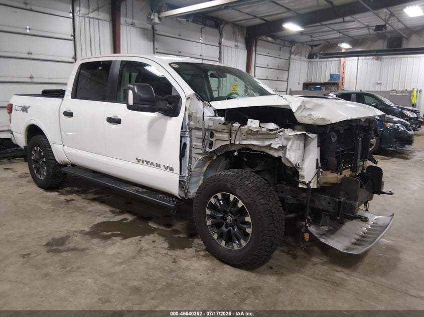 2019 NISSAN TITAN auction photo 1