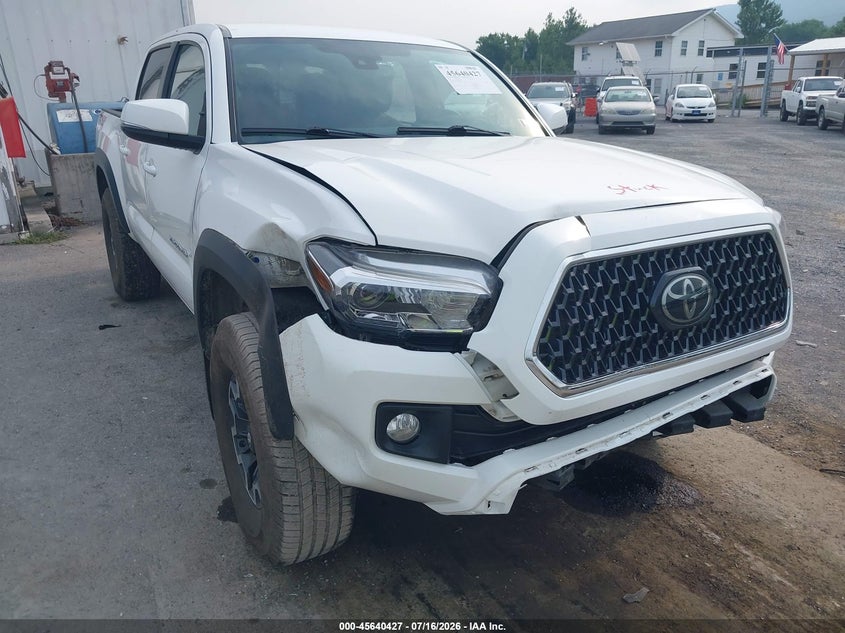 2018 TOYOTA TACOMA auction photo 6