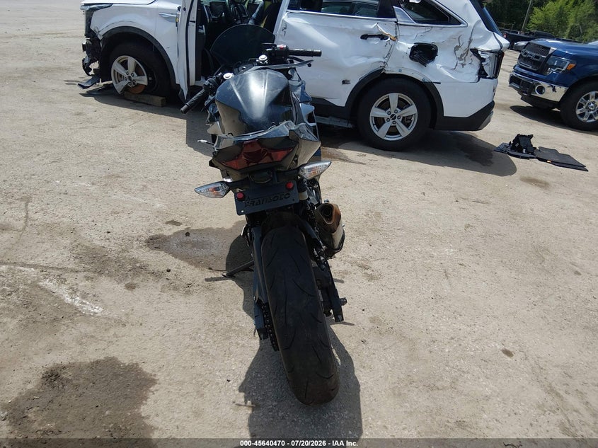 2022 Kawasaki Ex400 VIN: JKAEXKH18NDAF3368 Lot: 45640470