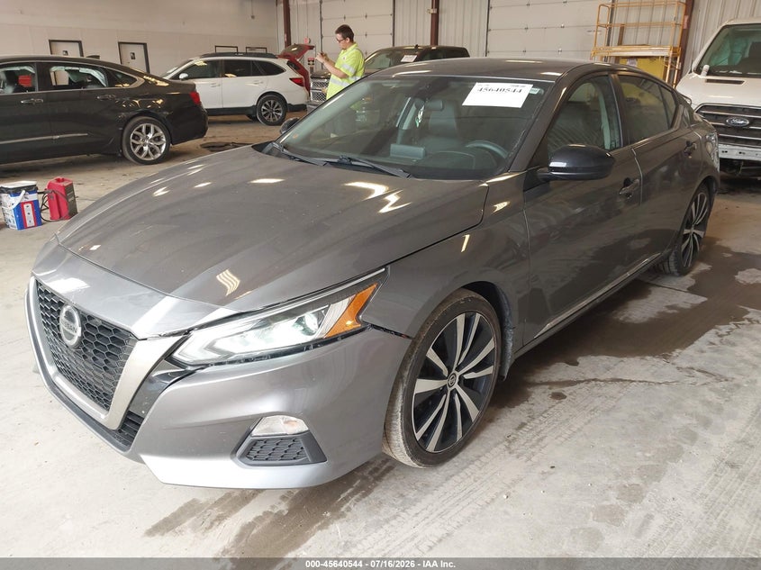2020 NISSAN ALTIMA auction photo 2