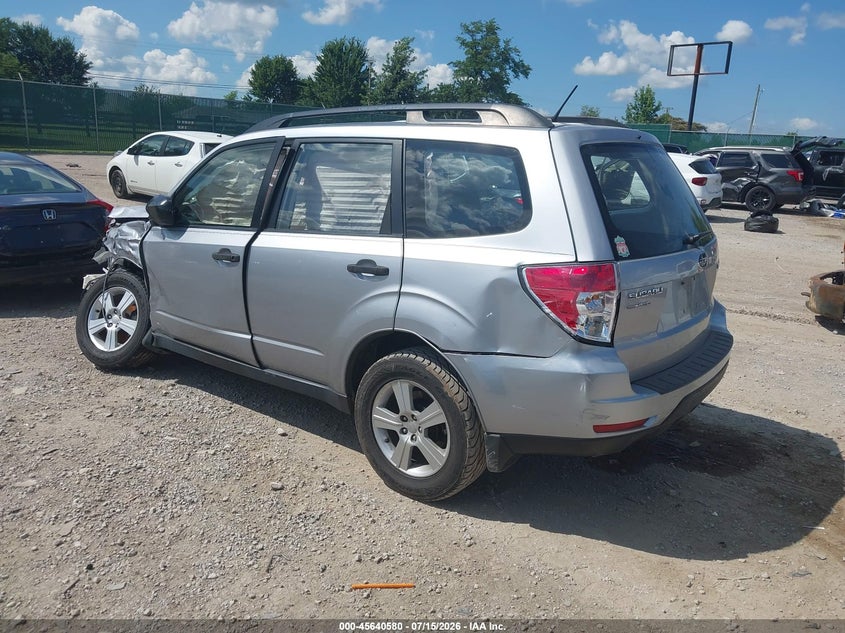 Vin: jf2shabc6dh428615, lot: 46139103, subaru forester 2.5x 20133