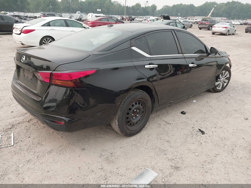 2020 NISSAN ALTIMA auction photo 4