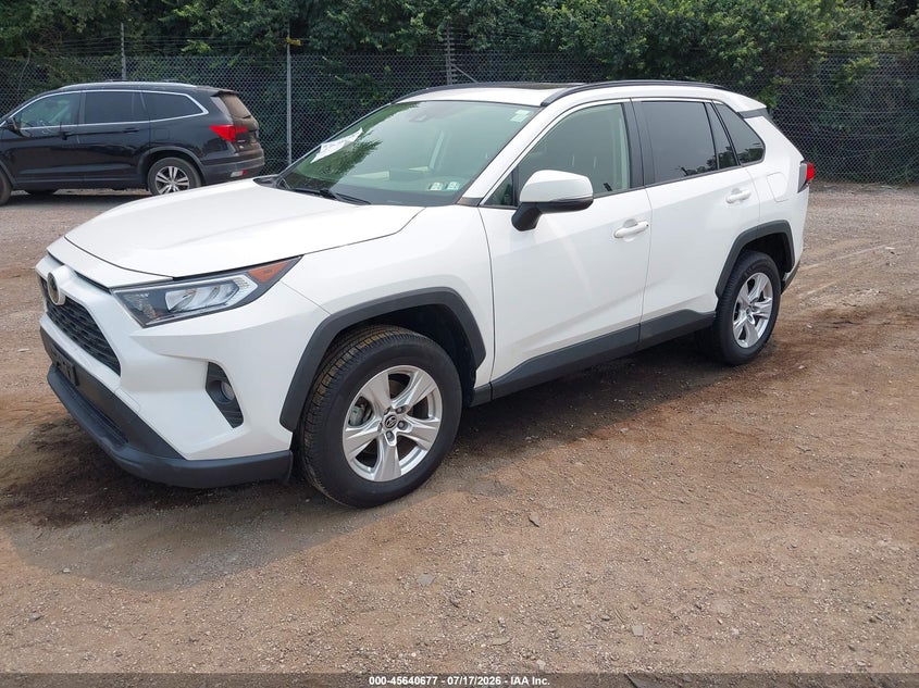 2019 TOYOTA RAV4 auction photo 2