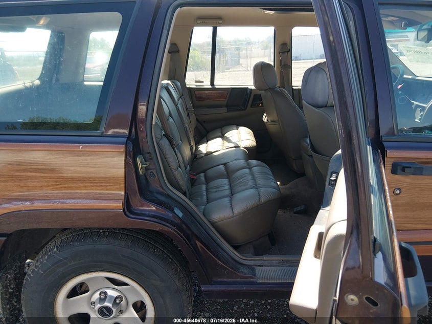 1993 Jeep Grand Cherokee Sport VIN: 1J4GZ88Y8PC714913 Lot: 45640678