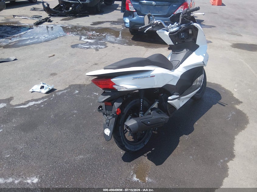 2015 HONDA PCX auction photo 4