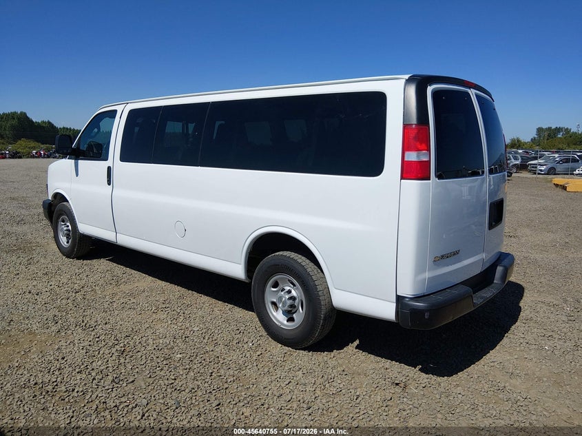 2020 CHEVROLET EXPRESS PASSENGER auction photo 3