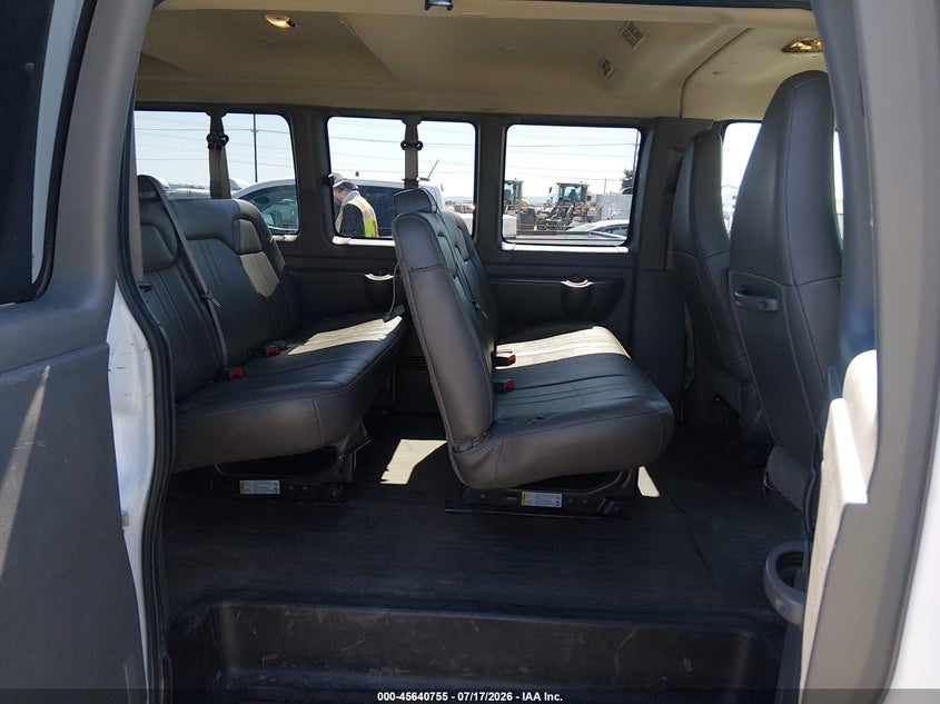 2020 CHEVROLET EXPRESS PASSENGER auction photo 8