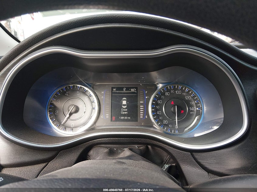 2015 Chrysler 200 Limited VIN: 1C3CCCAB7FN698161 Lot: 45640768
