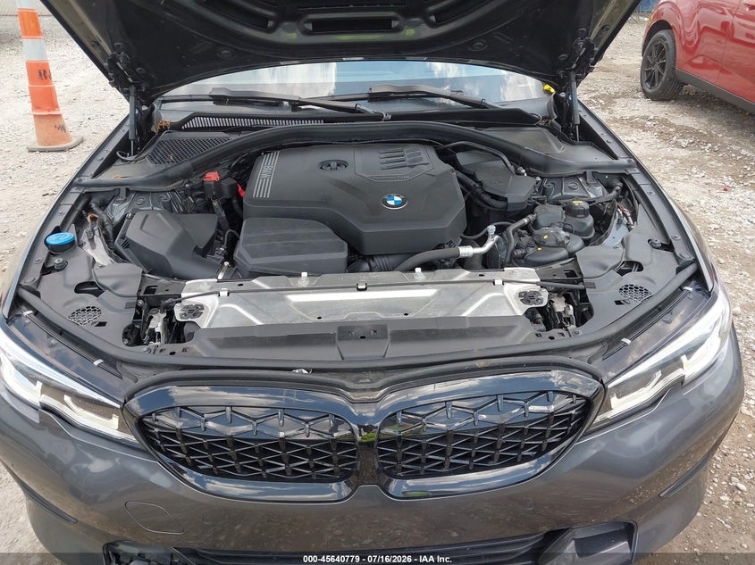 BMW 330I - zdjęcie 10