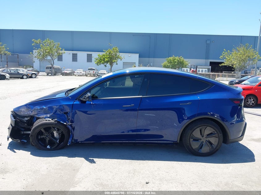 TESLA MODEL Y - zdjęcie 14