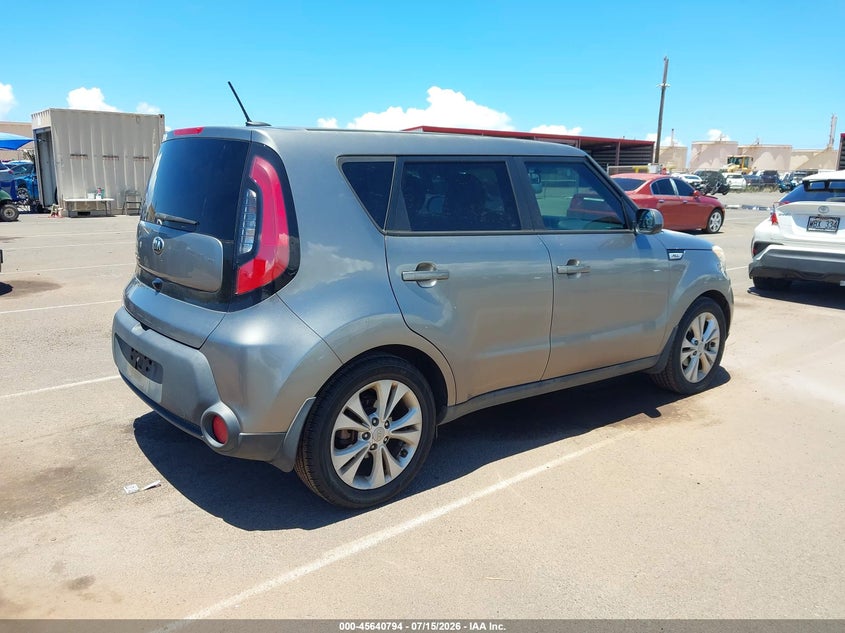 2015 KIA SOUL auction photo 4