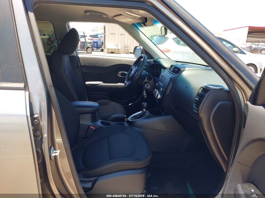2015 KIA SOUL auction photo 5