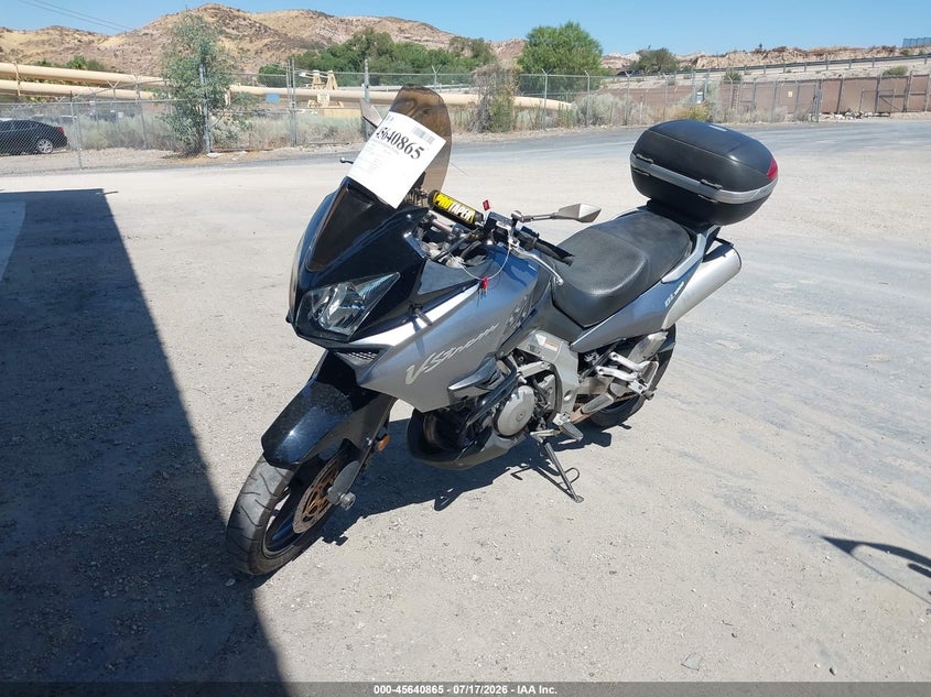 JS1VT53AX22101093 2002 Suzuki Dl1000 photo 1