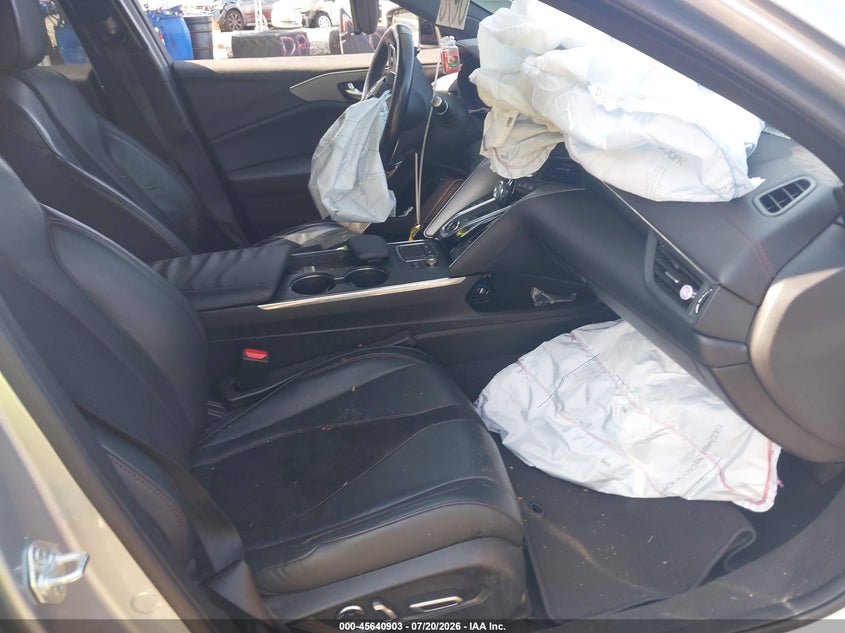 2021 ACURA TLX auction photo 5