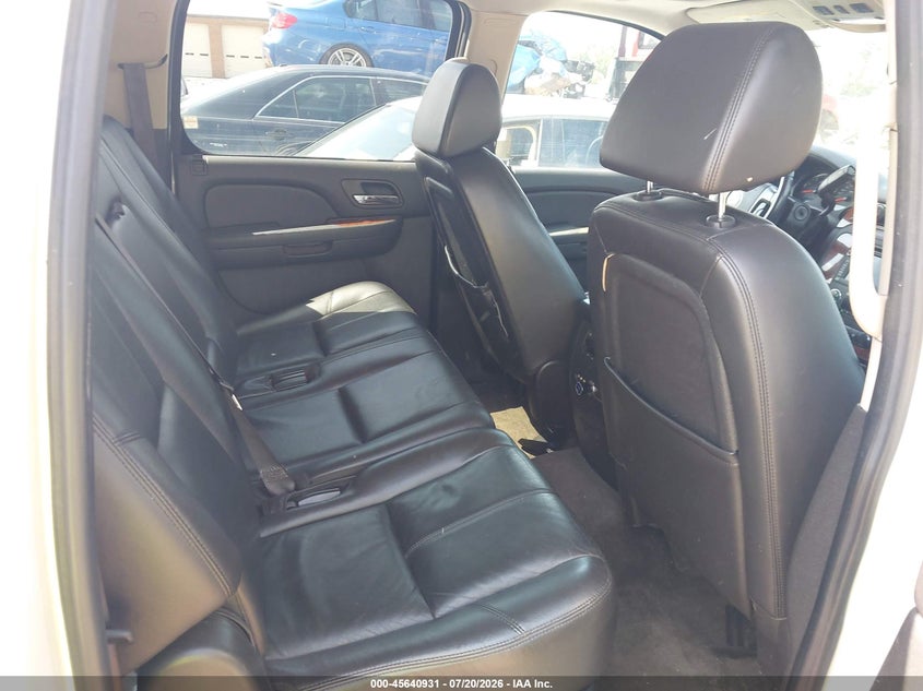 2008 Chevrolet Suburban 1500 Ltz VIN: 1GNFK16338R240816 Lot: 45640931