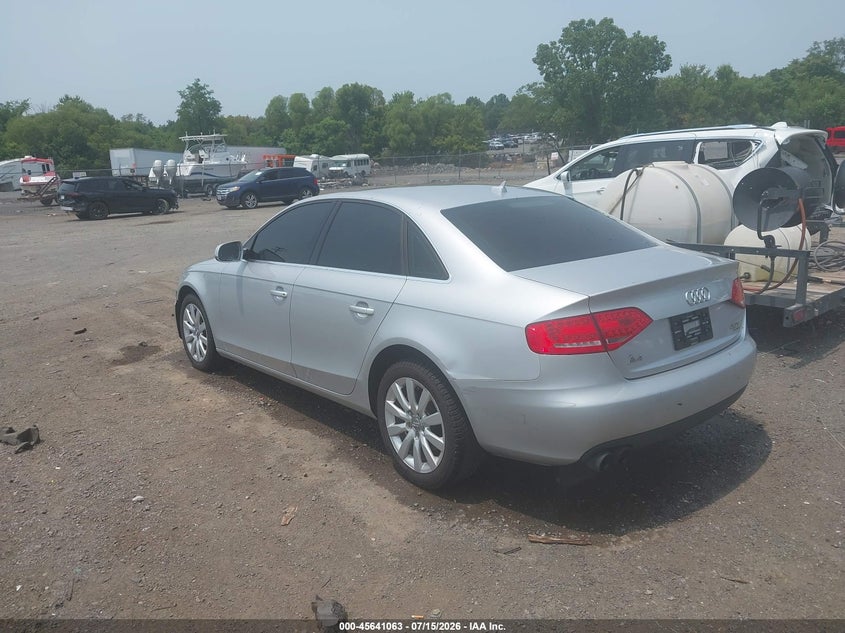 2012 Audi A4 2.0T Premium VIN: WAUBFAFL7CN015016 Lot: 45641063