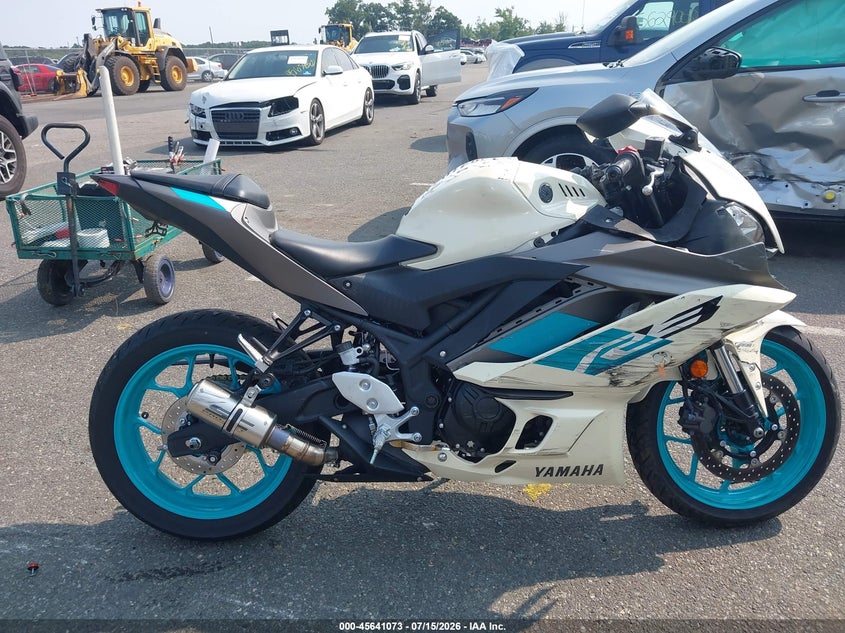 2024 Yamaha Yzfr3 A VIN: MH3RH18Y7RK015548 Lot: 45641073