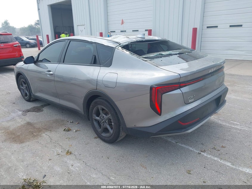 Vin: 3kpft4de5se028496, lot: 46139596, kia k4 lxs 20253