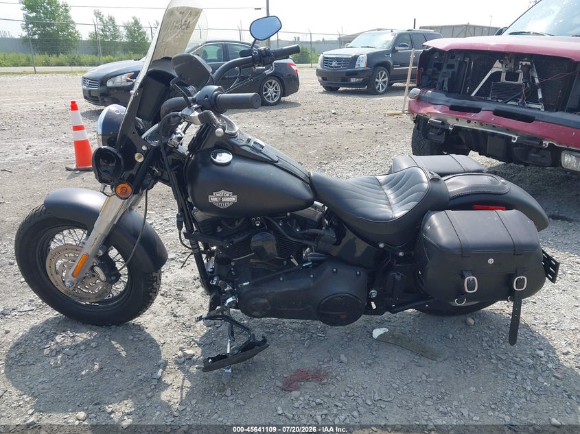 2013 Harley-Davidson Fls Softail Slim VIN: 1HD1JRV17DB012615 Lot: 45641109
