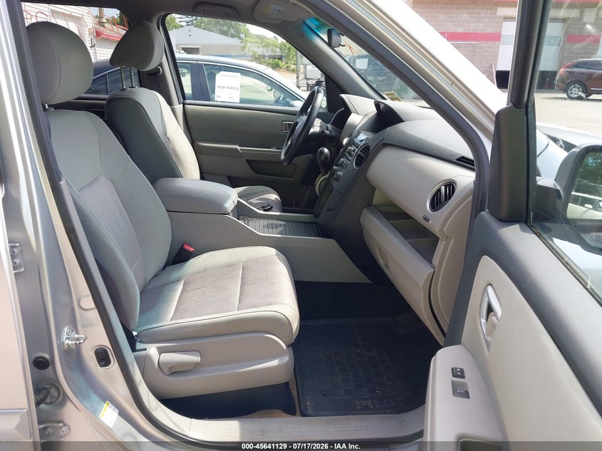 2013 HONDA PILOT auction photo 5