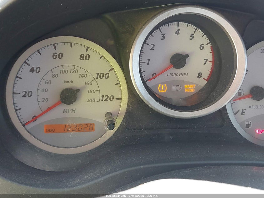 2005 TOYOTA RAV4 auction photo 7