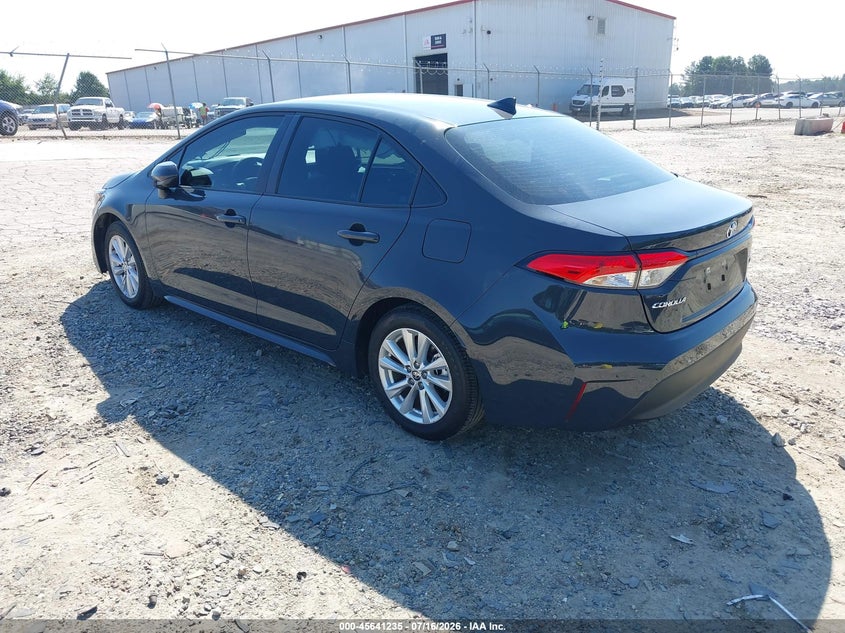 2025 TOYOTA COROLLA auction photo 3