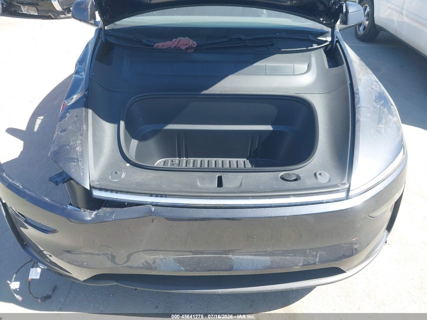 2026 Tesla Model Y Premium Rear-Wheel Drive/Rear-Wheel Drive VIN: 7SAYGDED4TF432620 Lot: 45641275