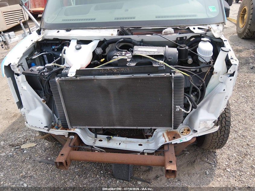2008 Chevrolet Express Cutaway Work Van VIN: 1GBHG31K781195914 Lot: 45641290