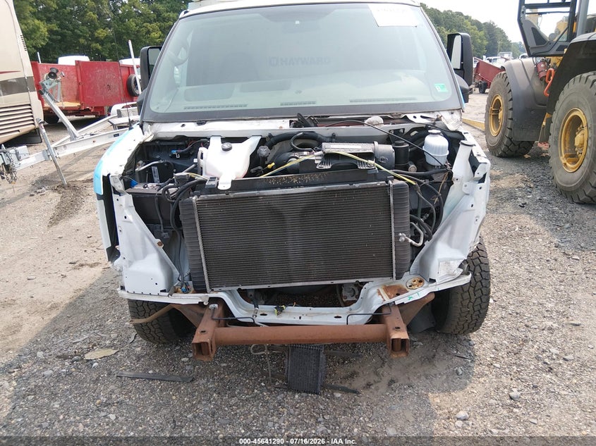 2008 Chevrolet Express Cutaway Work Van VIN: 1GBHG31K781195914 Lot: 45641290
