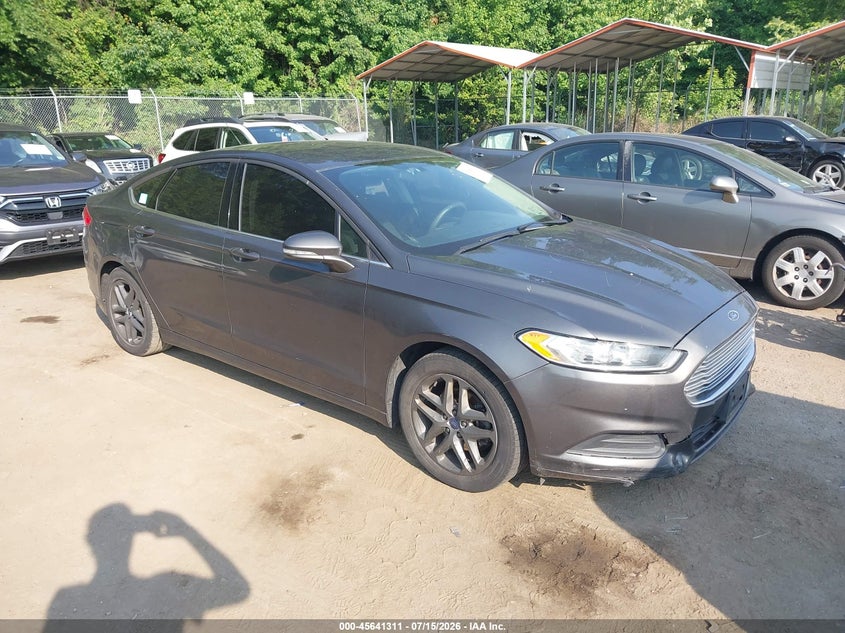 2016 FORD FUSION auction photo 1