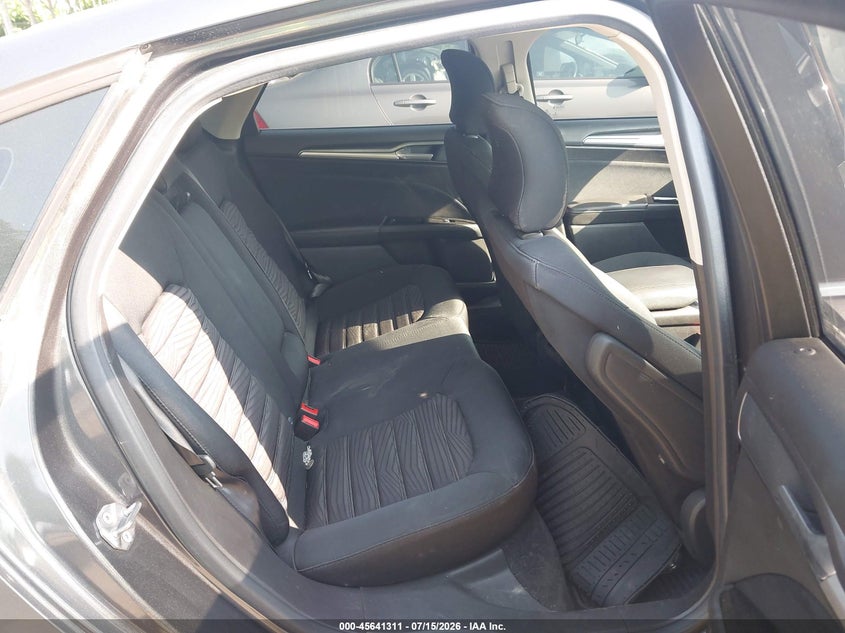 2016 FORD FUSION auction photo 8
