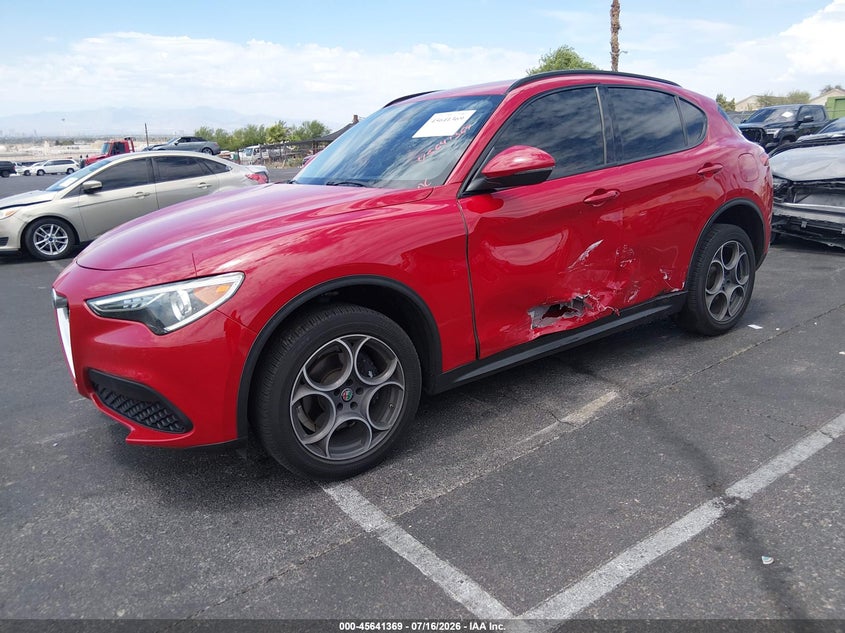 2018 Alfa Romeo Stelvio Sport Awd, Левый бок, IAAI, VIN ZASFAKPN2J7B77203 — фото 2
