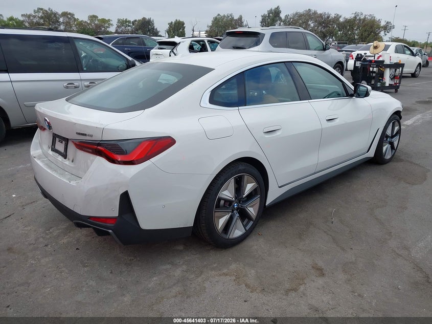 Vin: wby63hd0xtfw13088, lot: 46139926, bmw i4 gran coupe edrive40 20264