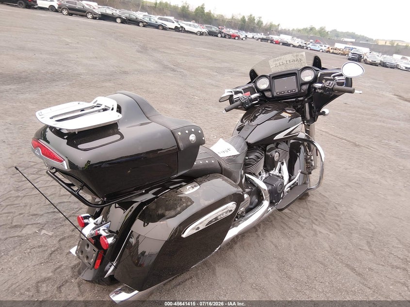 2021 INDIAN MOTORCYCLE CO. CHIEFTAIN auction photo 4