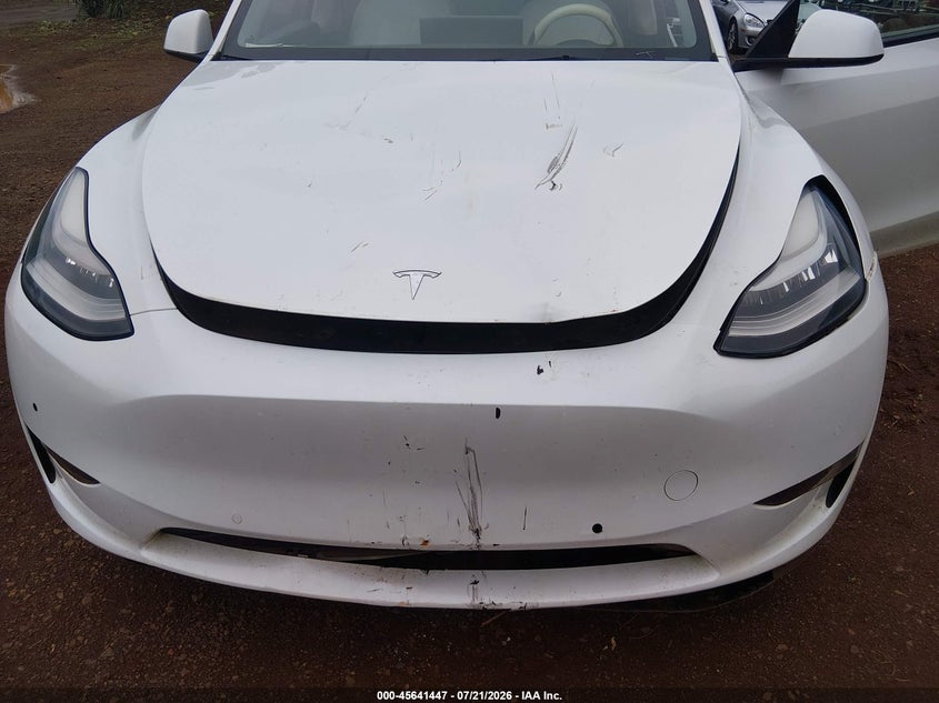 2021 TESLA MODEL Y auction photo 6