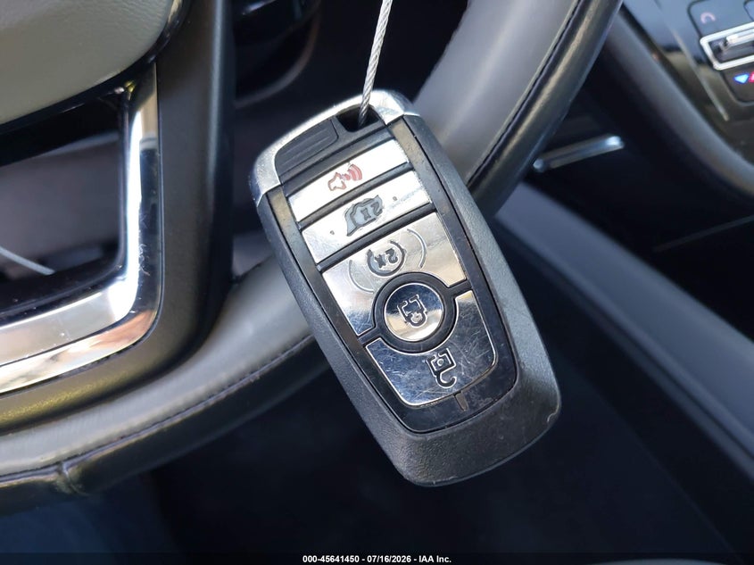 2020 Lincoln Corsair Standard VIN: 5LMCJ1C98LUL16228 Lot: 45641450