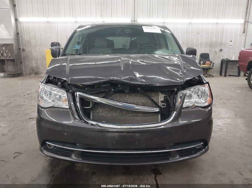 2015 Chrysler Town & Country Touring VIN: 2C4RC1BG3FR505835 Lot: 45641487