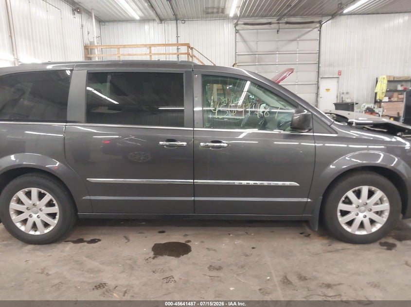 2015 Chrysler Town & Country Touring VIN: 2C4RC1BG3FR505835 Lot: 45641487