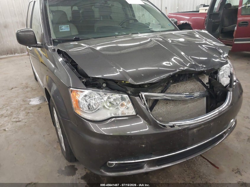 2015 Chrysler Town & Country Touring VIN: 2C4RC1BG3FR505835 Lot: 45641487