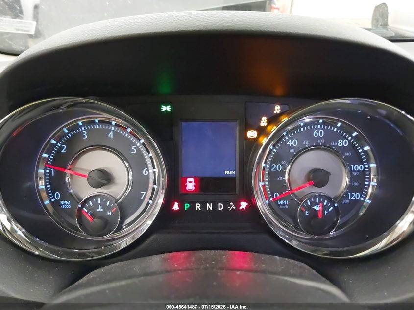 2015 Chrysler Town & Country Touring VIN: 2C4RC1BG3FR505835 Lot: 45641487