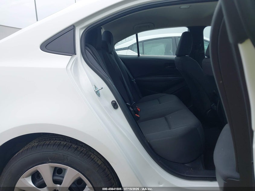 2024 TOYOTA COROLLA auction photo 8