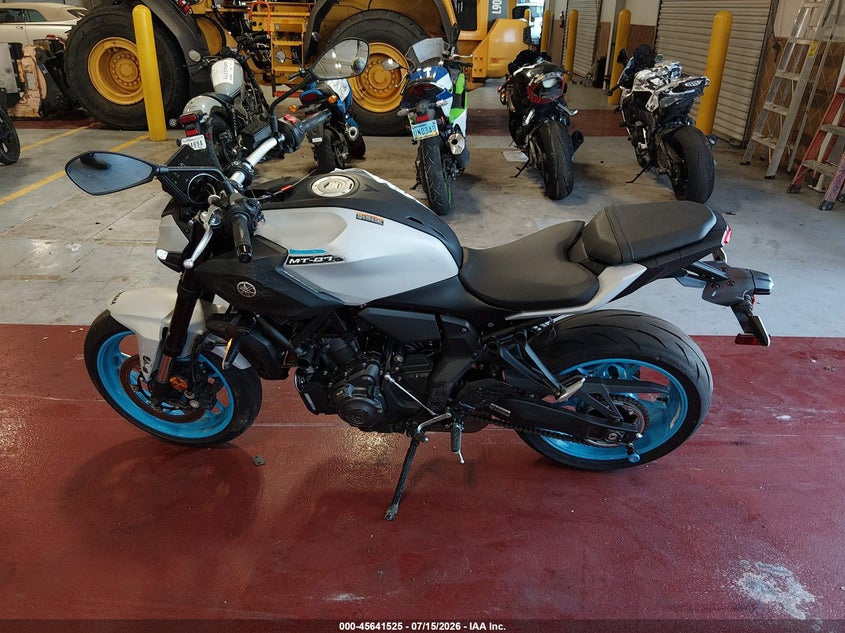 2026 Yamaha Mtn690 VIN: JYARM48E9TA003864 Lot: 45641525
