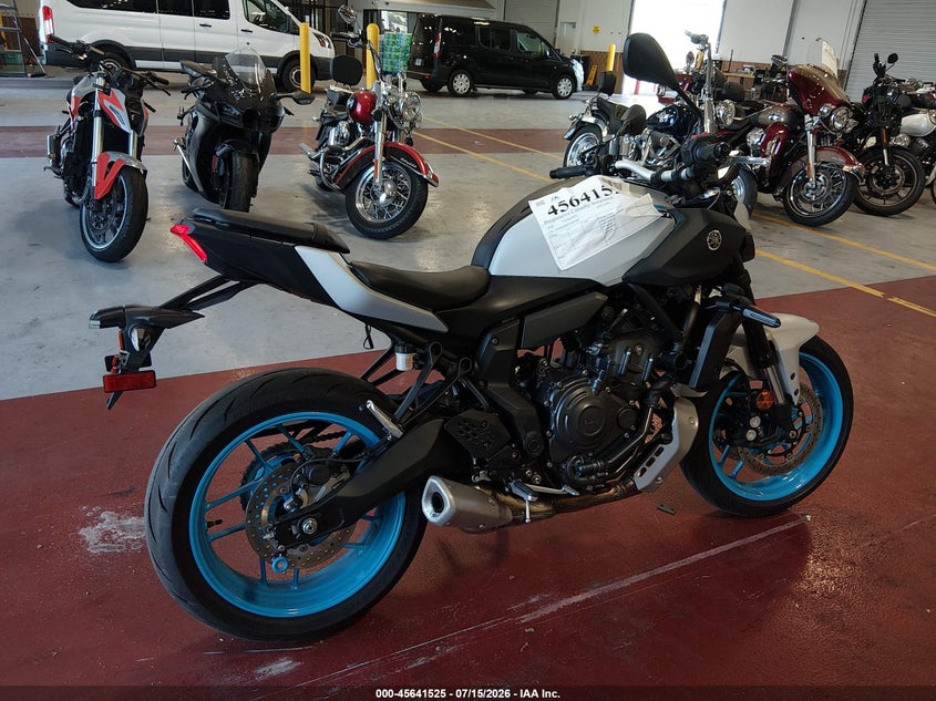 2026 YAMAHA MTN690 auction photo 4