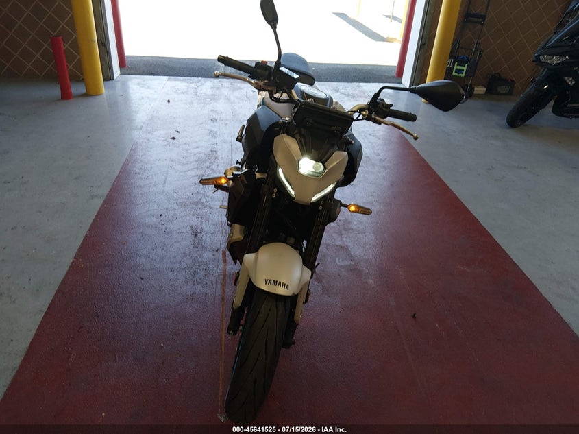 2026 YAMAHA MTN690 auction photo 5
